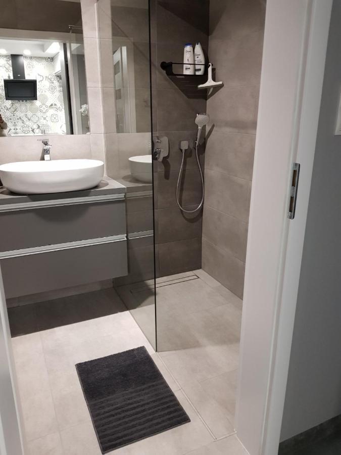 Apartament Batorego 7 Z Parkingiem 그디니아 외부 사진